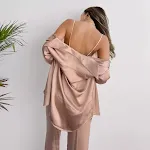 Driedelige pyjamaset in Europese en Amerikaanse stijl, satijnen shirt met bandjes, broek en ondergoed, ideaal als homewear. — foto 2