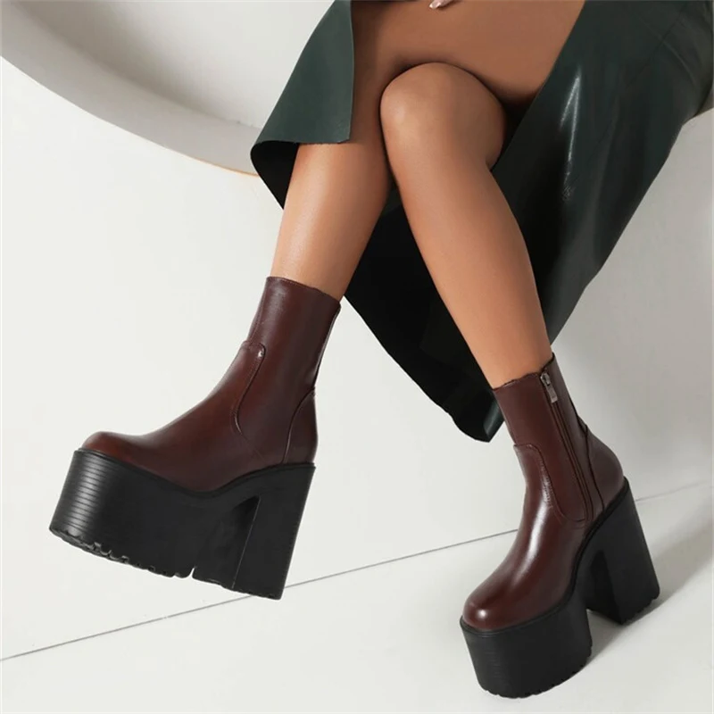 Title 7, Womens Chunky Heel Round Toe Platform Booties ...