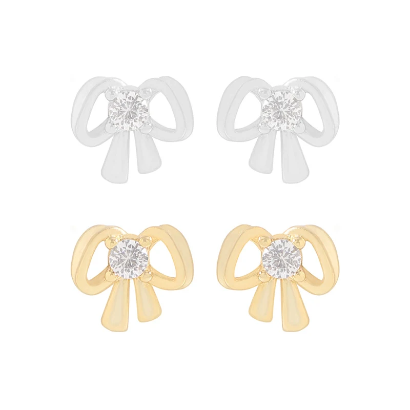 Brincos de zircônia Mini Bow versáteis e estilosos para mulheres. Pequenos e charmosos, ideais para uso diário, elevam qualquer visual. — foto 5