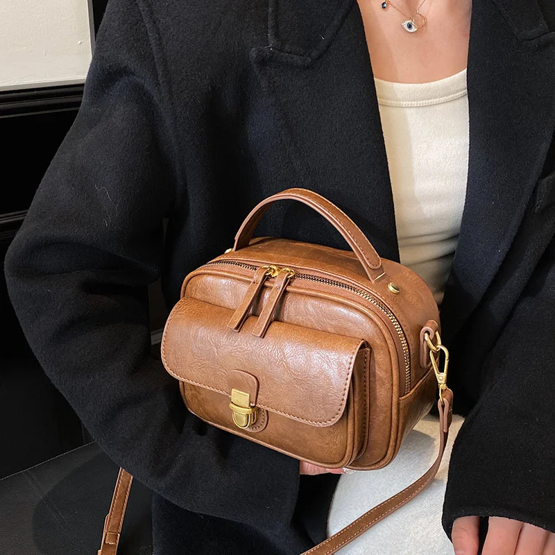 Title 2, All-Match Commuting Fashion Portable Small Squa...