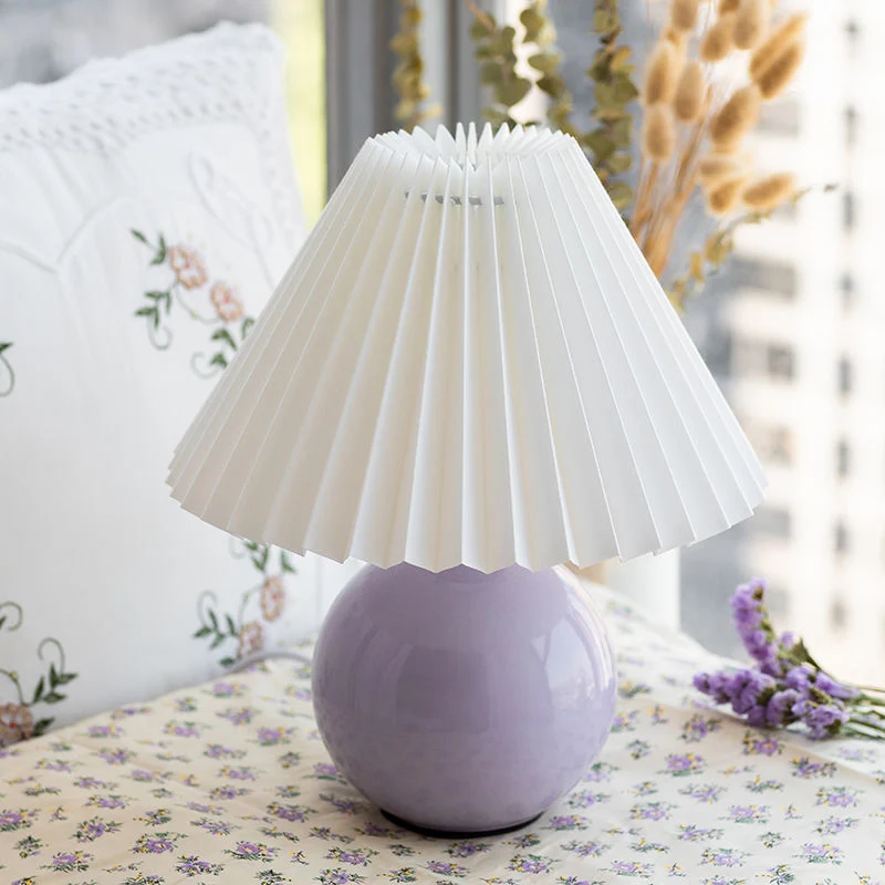 Ceramic Pleated Table Lamp, Bedroom INS Girl Nordic Bedside Lamp, Creative Retro Night Light, perfect for your nightstan — photo 9
