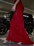 Vestido maxi sem costas em cor sólida — foto 2