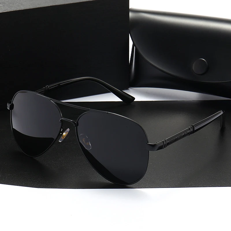 Polarized sunglasses for men with color changing lenses. Experience superior UV protection and clear vision that adapts — photo 4
