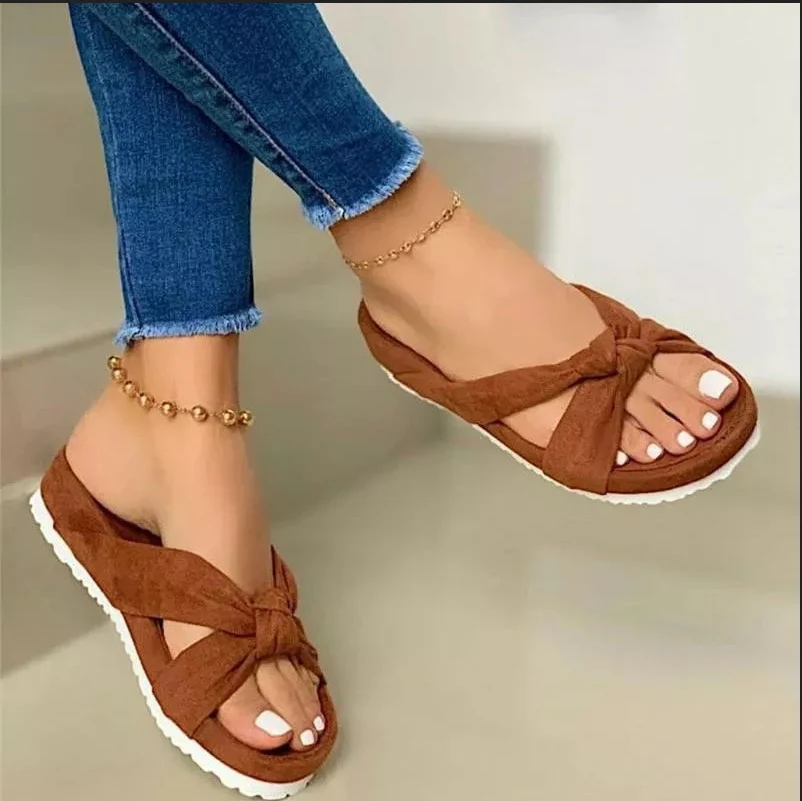 Title 8, Casual suède slippers met lichtgewicht foam pla...