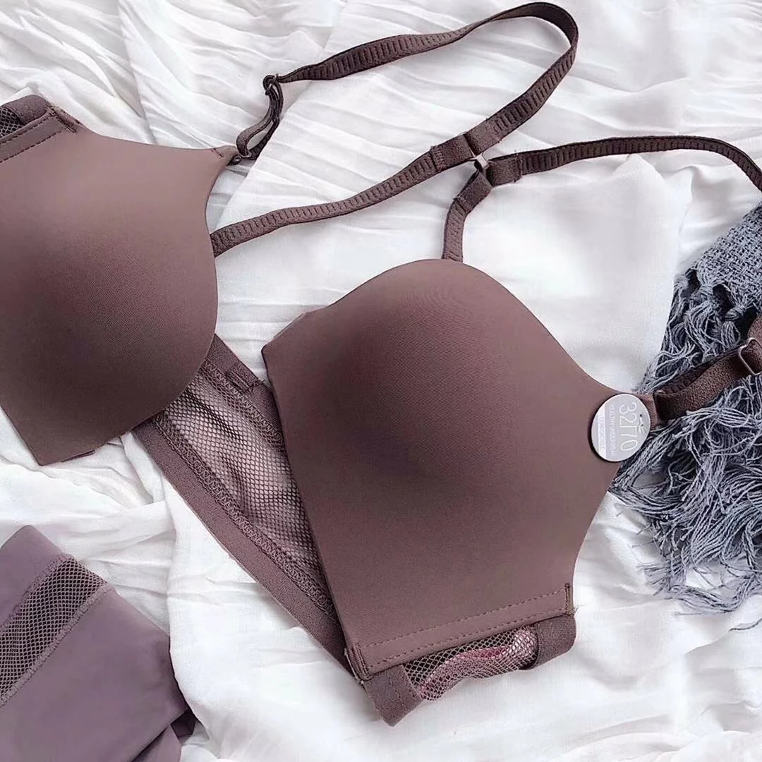 Invisible front button bra set for a seamless look. Comfortable, discreet, and perfect for any outfit. Enhance your clea — photo 4