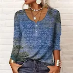Camiseta feminina solta de manga comprida com estampa floral geométrica, decote em U e botões. Conforto e estilo para o dia a dia. — foto 6