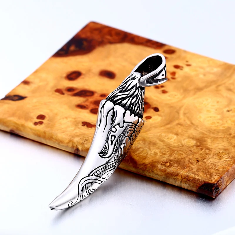 Title 3, Pingente de dente de lobo retrô em aço inoxidáv...