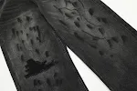 Dirty dyed make old ripped jeans for a unique vintage look. Comfortable and stylish, perfect for a casual and rebellious — photo 10