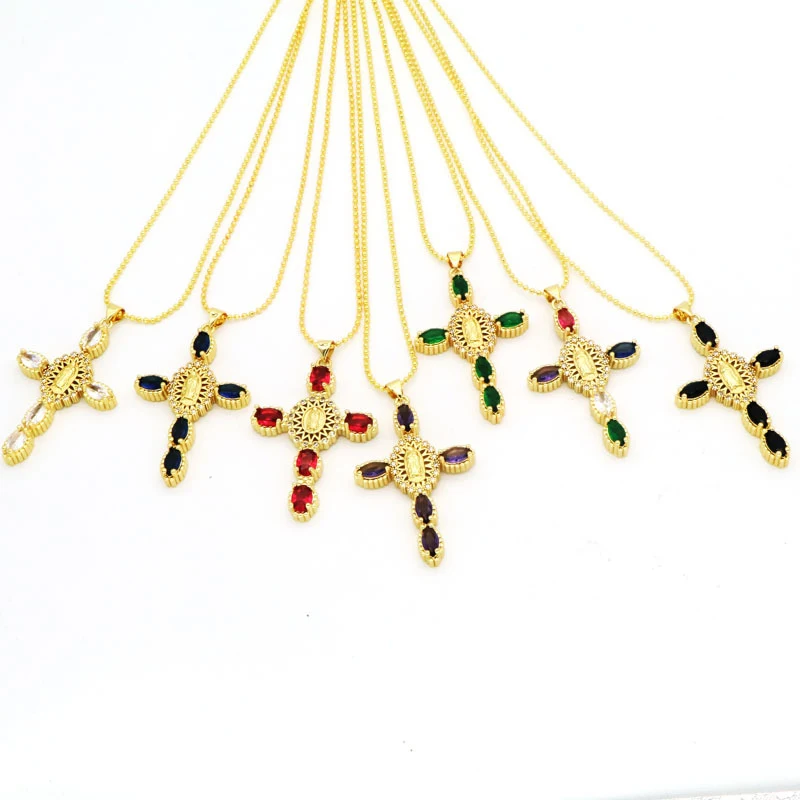 Colar Cruz de Zircônia Colorida para Mulheres. Adicione um toque de elegância e fé com este colar deslumbrante, perfeito para uso diário e ocasiões especiais. — foto 18
