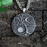 Colar com pingente delicado Sun Moon com fecho, um acessório elegante e romântico. Expresse seu amor com sofisticação. — foto 4