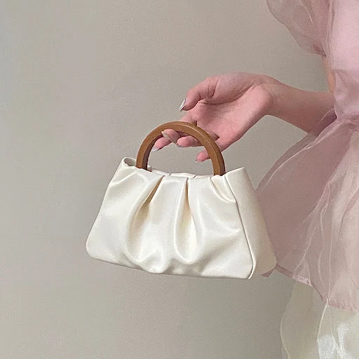 Title 1, Wooden Handle Fold Cloud Small Handbag
