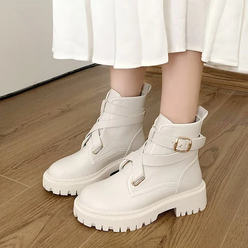 Title 3, Womens Casual Thick-soled Heightened Short Boo...