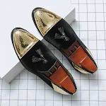 Scarpe da uomo in pelle dorata a punta, stile british-coreano, piccole, eleganti e di tendenza per un look moderno. — foto 10