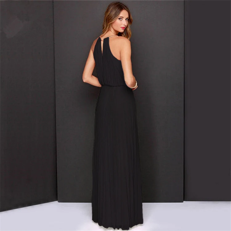 Modieuze sexy lange jurk, elegante rok. Ideaal voor vrouwen die op zoek zijn naar een verfijnde en sensuele uitstraling bij speciale gelegenheden. — foto 4