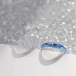 Anéis de Casal Céu Estrelado Azul para Ele e Ela. Demonstre seu amor com este lindo par de anéis que simboliza união e romance. — foto 3
