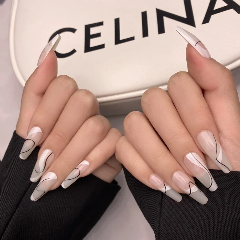 Lange Strass-Nagelaufkleber für Damen. Verleihen Sie Ihren Nägeln einen luxuriösen Glanz. Einfache Anwendung für atemberaubende Ergebnisse. — foto 53