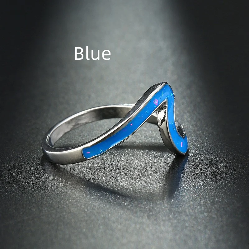 Anel feminino geométrico simples, estilo europeu e americano. Design elegante, minimalista e versátil, ideal para uso diário e para complementar qualquer look. — foto 4
