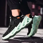 Chaussures de sport grandes tailles pour hommes. Confort et maintien optimaux pour vos activités sportives. Trouvez la paire idéale et profitez de vos entraînements. — photo 3