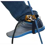 Equipamentos de escalada e montanhismo essenciais para alpinismo seguro. Cordas, cadeirinhas e mais para ascensões desafiadoras e aventuras. — foto 3