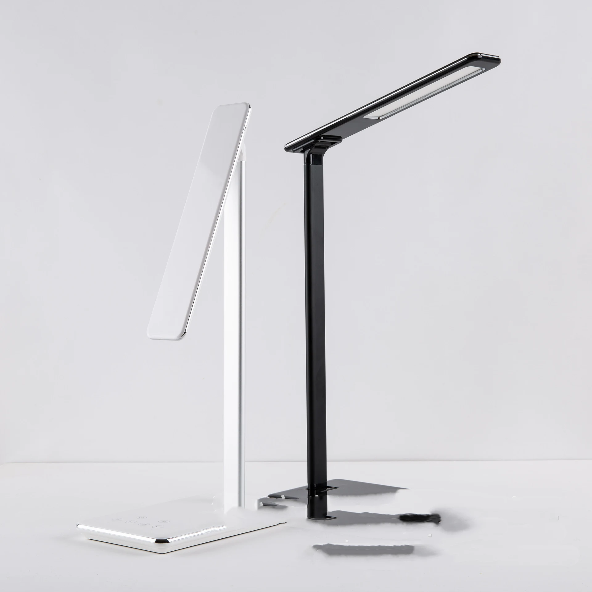 Title 3, Lámpara de mesa LED multifunción plegable con 4...