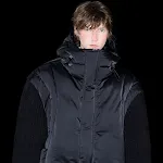 Gebreide katoenen jas met capuchon, warm en comfortabel. Ideaal voor de winter, perfect voor een casual en stijlvolle uitstraling. — foto 5