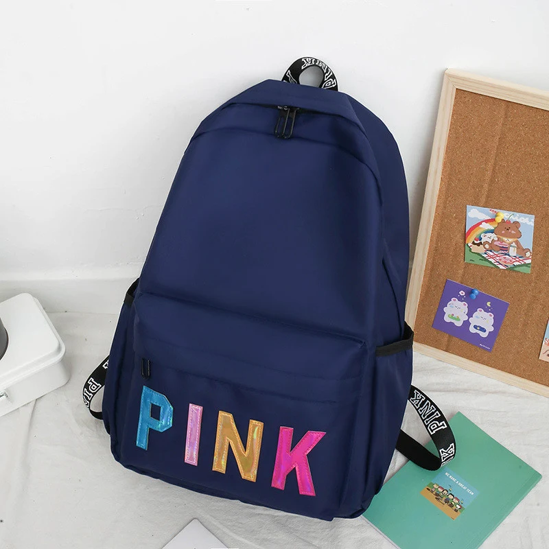 Mochila feminina com lantejoulas e laser, ideal para o dia a dia. Design moderno e estiloso, com amplo espaço interno para seus pertences. — foto 2