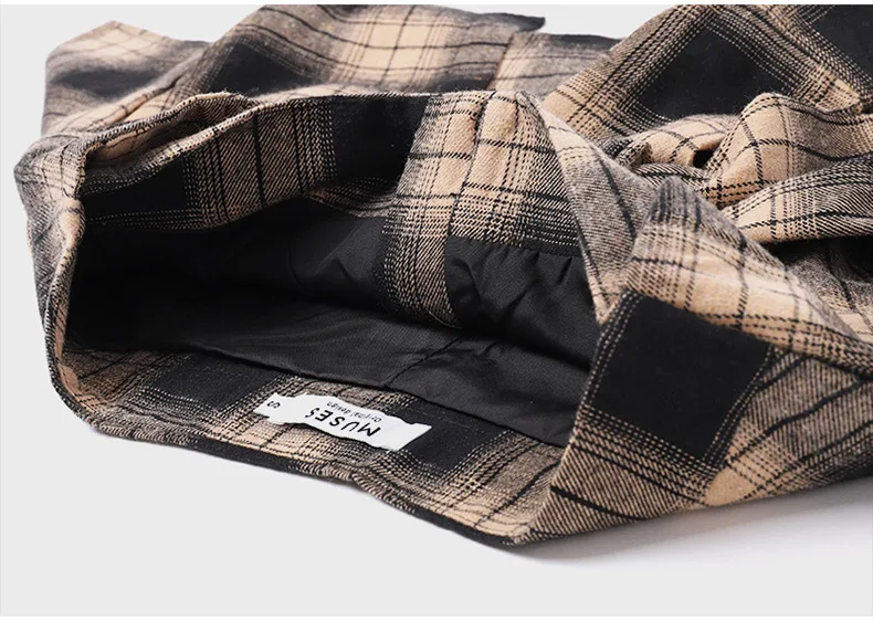 High-waist plaid irregular shorts voor dames. Een stijlvolle en comfortabele keuze om je figuur te accentueren en er trendy uit te zien. — foto 8