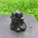Fantasminha de Pedra Natural 3cm para Halloween. Decoração perfeita para sua casa ou festa. Um toque assustador e charmoso. — foto 23