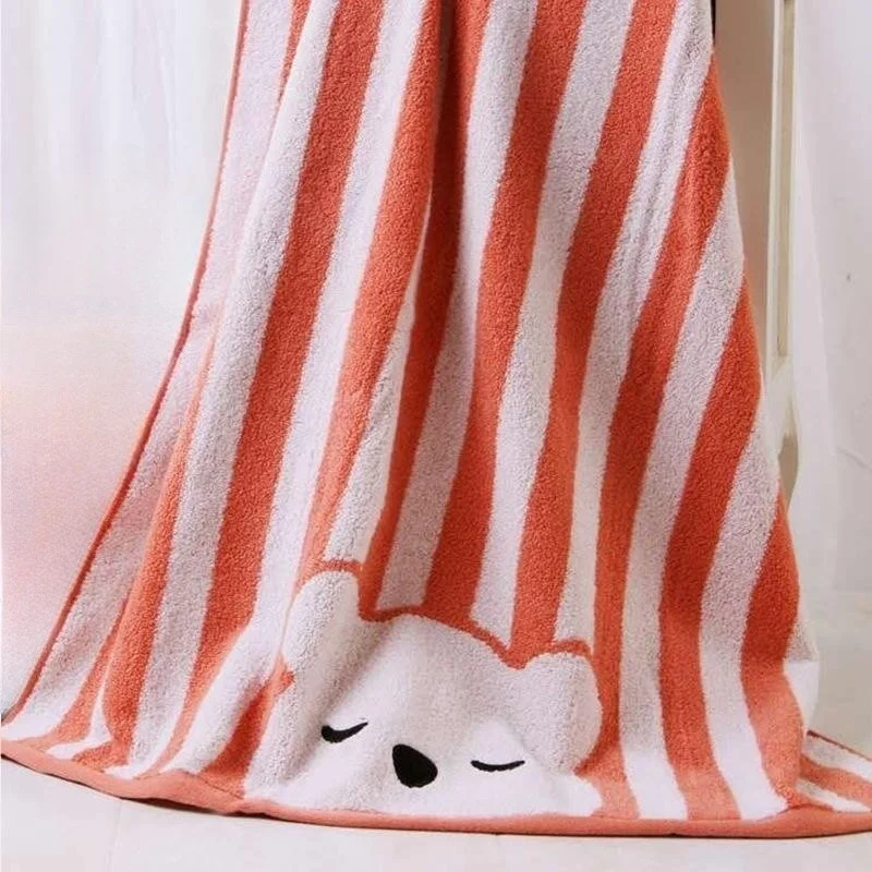 Toalha de banho infantil de desenho animado, macia, absorvente e multicolorida, proporciona conforto e secagem rápida para o bebê. — foto 2