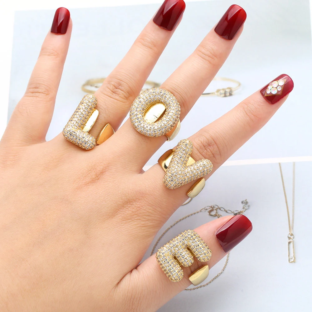 Anel com 26 Letras Inglesas para Mulheres, Banhado a Ouro e com Zircônia Completa, Joia Elegante e Personalizada, Presente Ideal — foto 30