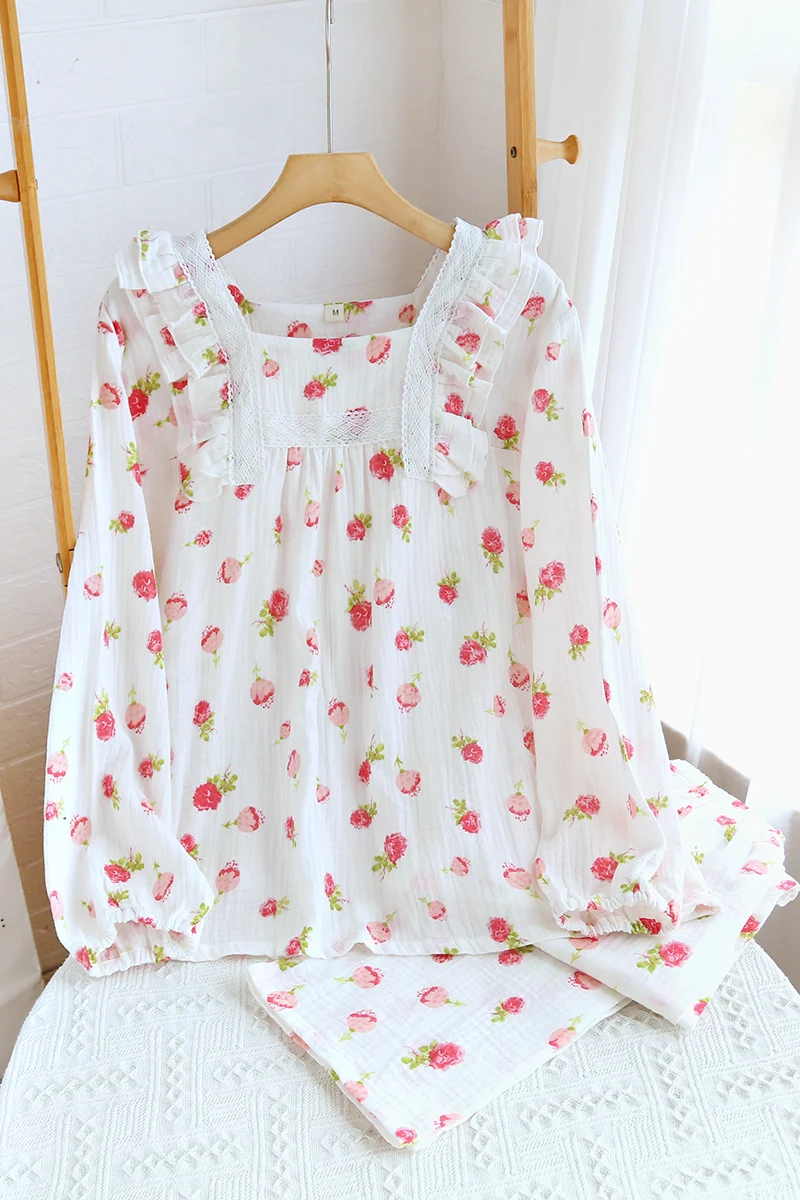 Pijama de algodão com gola quadrada para mulheres Novo conjunto de roupa de casa Conforto e estilo para noites tranquilas — foto 9