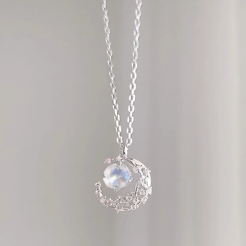 Colar Dream Fall Star Moon com pingente de lua crescente e diamantes, corrente clavicular, perfeito para um visual charmoso. — foto 3