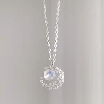 Colar Dream Fall Star Moon com pingente de lua crescente e diamantes, corrente clavicular, perfeito para um visual charmoso. — foto 3