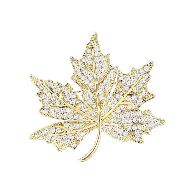 Broche de hoja de arce dorada elegante para mujer Adorno de lujo con diseño detallado y sofisticado para realzar tu estilo con un toque de brillo y distinción. — foto 2