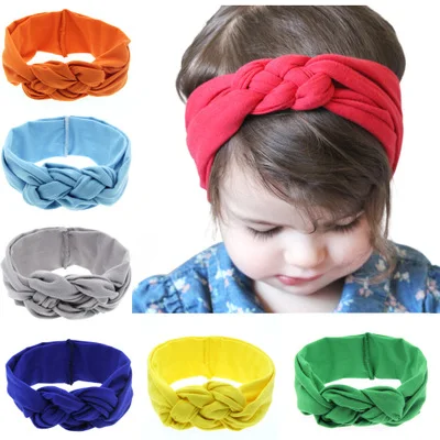 Faixa de cabelo para bebê com nó chinês, macia e elegante, perfeita para fotos. Tecido suave, ideal para ocasiões especiais e uso diário, confortável para o bebê. — foto 1