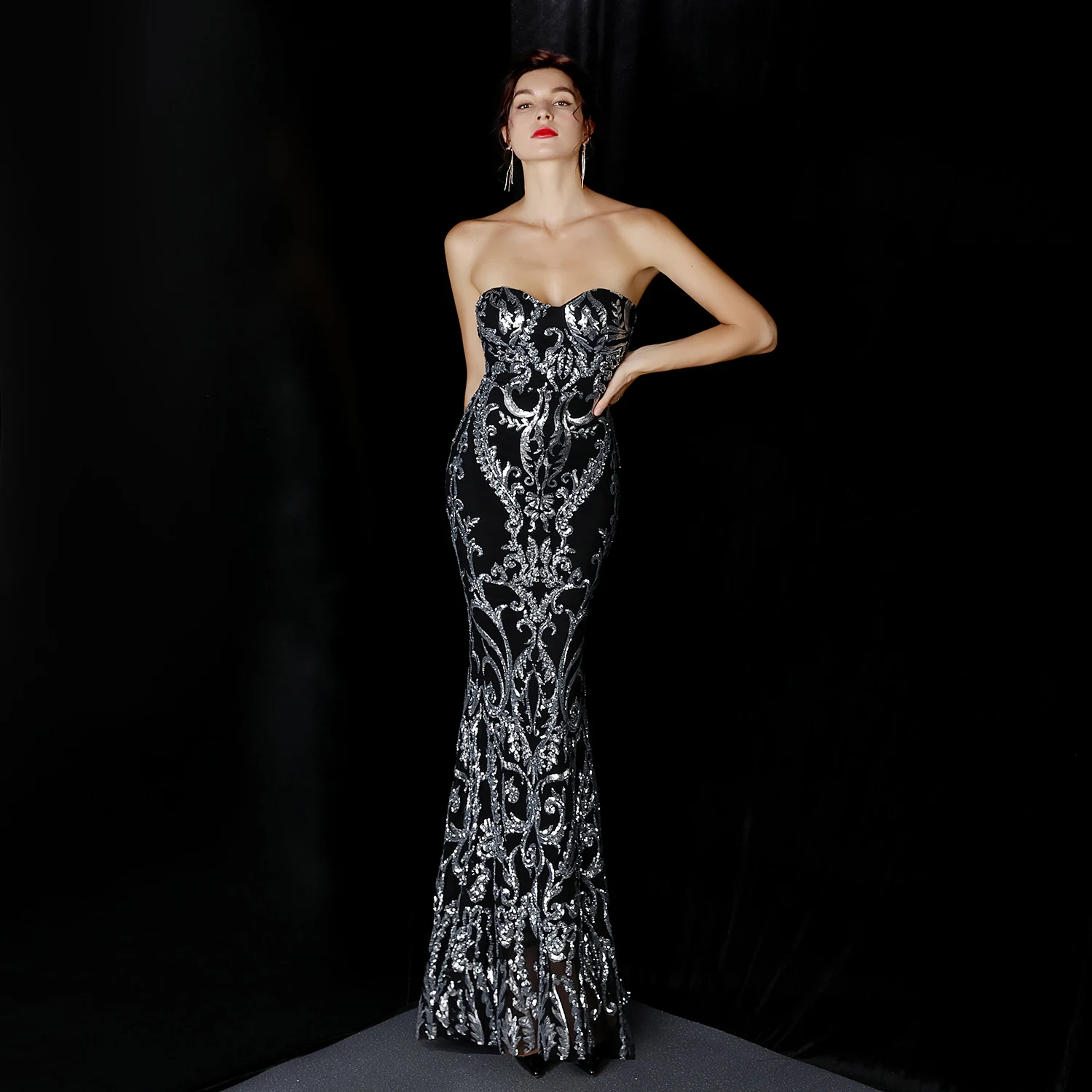 Sequined Long Dress Skirt Prom Party Celebration Evening Dress Shine at your special event with this elegant, shimmering — photo 1