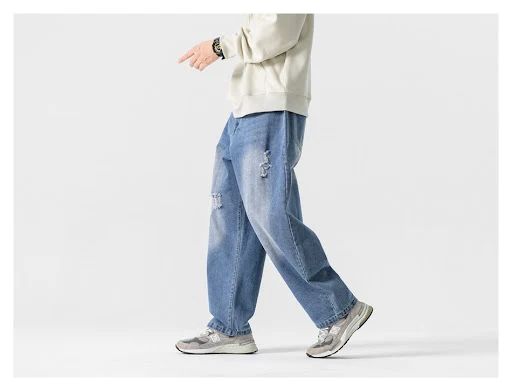 Title 16, Retro White Ripped Denim Trousers For Men