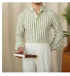 Camisa masculina de algodão listrada para negócios casuais, elegante e confortável, perfeita para o trabalho e ocasiões informais. — foto 10
