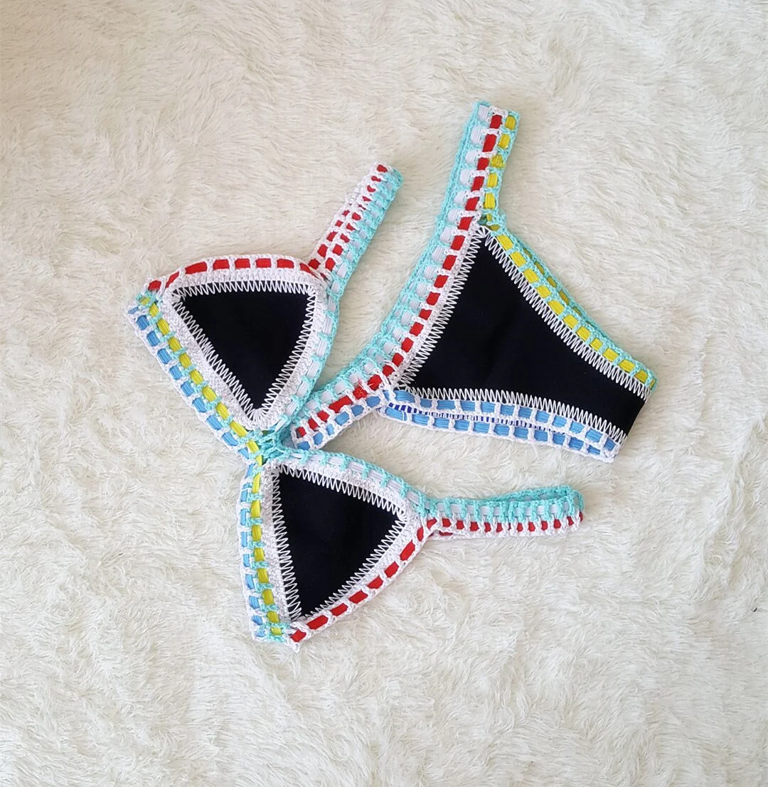 Conjunto de biquíni sexy de crochê colorido Europa e EUA, Spell Color Rubber, moda praia de tricô feminina, atacado. Ideal para o verão. — foto 9