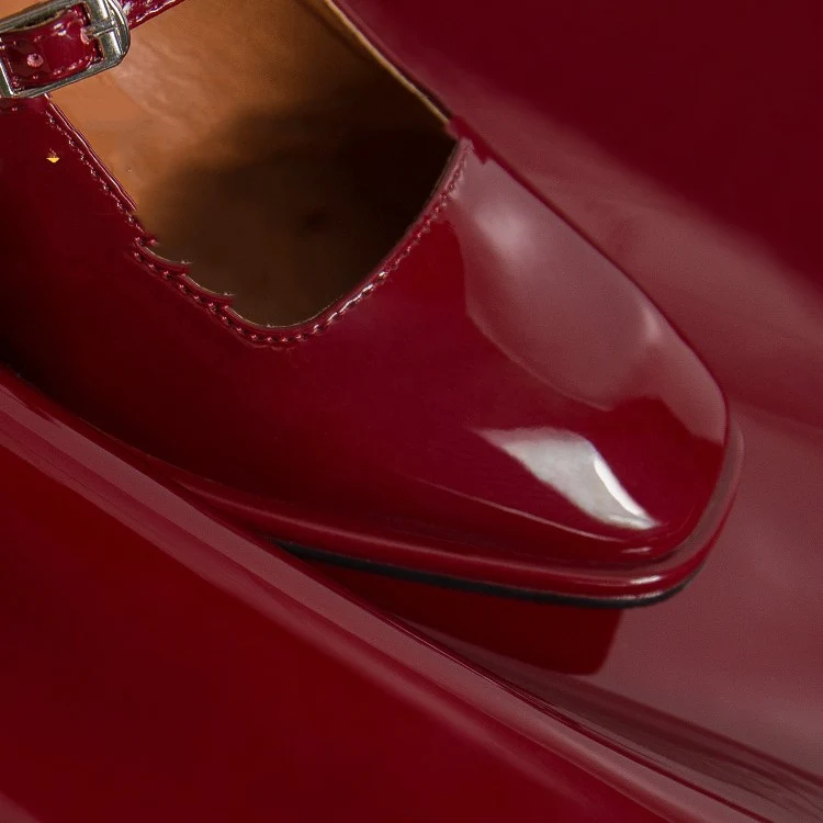 Title 2, Vintage Thick Heeled Patent Leather Single Shoes