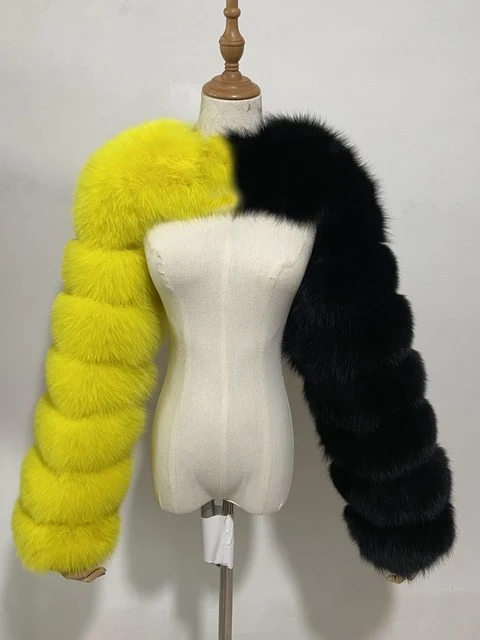 Women's Fur Shawl Coat Luxurious Warmth Wrap Yourself in This Soft Fur Coat and Experience Exceptional Comfort and Style — photo 1