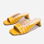 Sandalias de tacón grueso para mujer Comodidad y estilo para cualquier ocasión Zapatos elegantes y modernos para looks perfectos de día o de noche. — foto 6