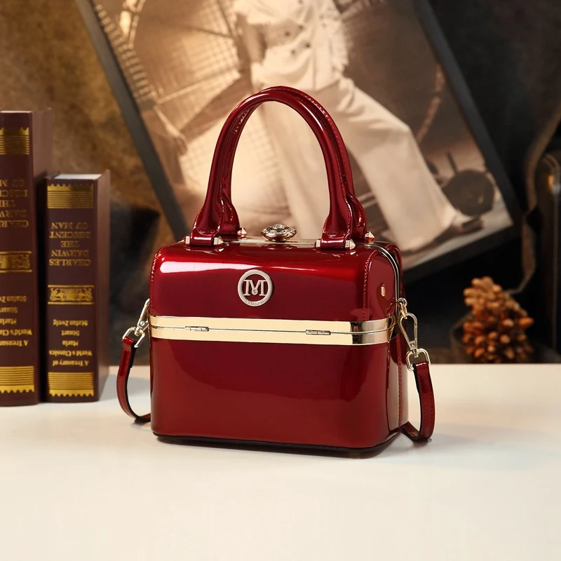 Nova Bolsa Box de Moda de Verão. Leve seus essenciais com estilo e praticidade nas suas férias de verão. Linda e funcional! — foto 2