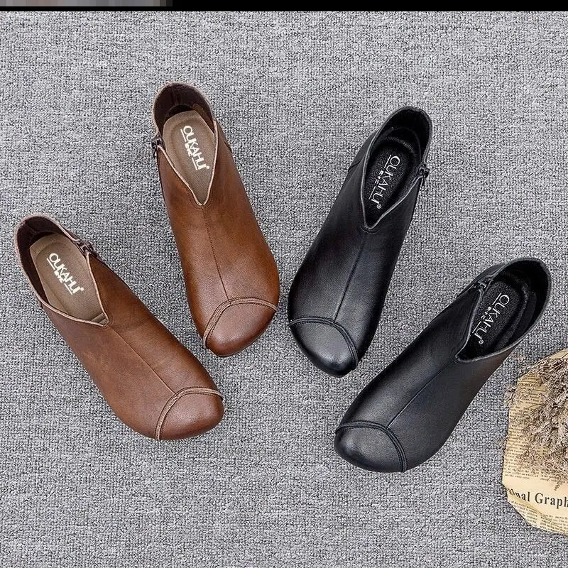 Soft Leather Women's Martin Boots Retro Handmade Soft Shoes Comfortable & Stylish Perfect for Everyday Wear. A Classic V — photo 2