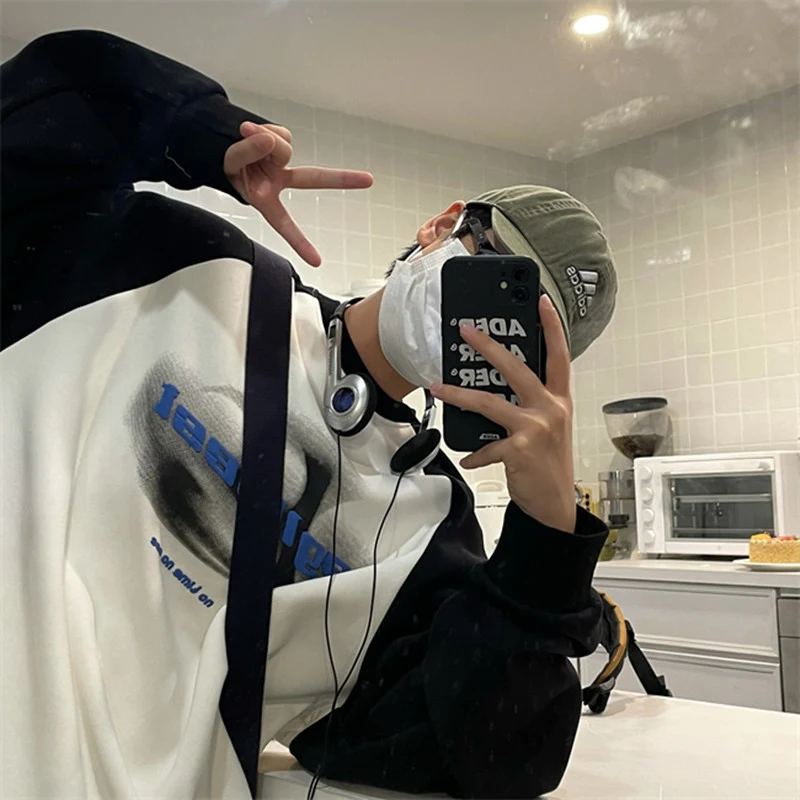 Suéter de manga longa com letras estampadas e efeito sombra virtual. Conforto e estilo em uma peça moderna, ideal para o dia a dia e looks casuais. — foto 13