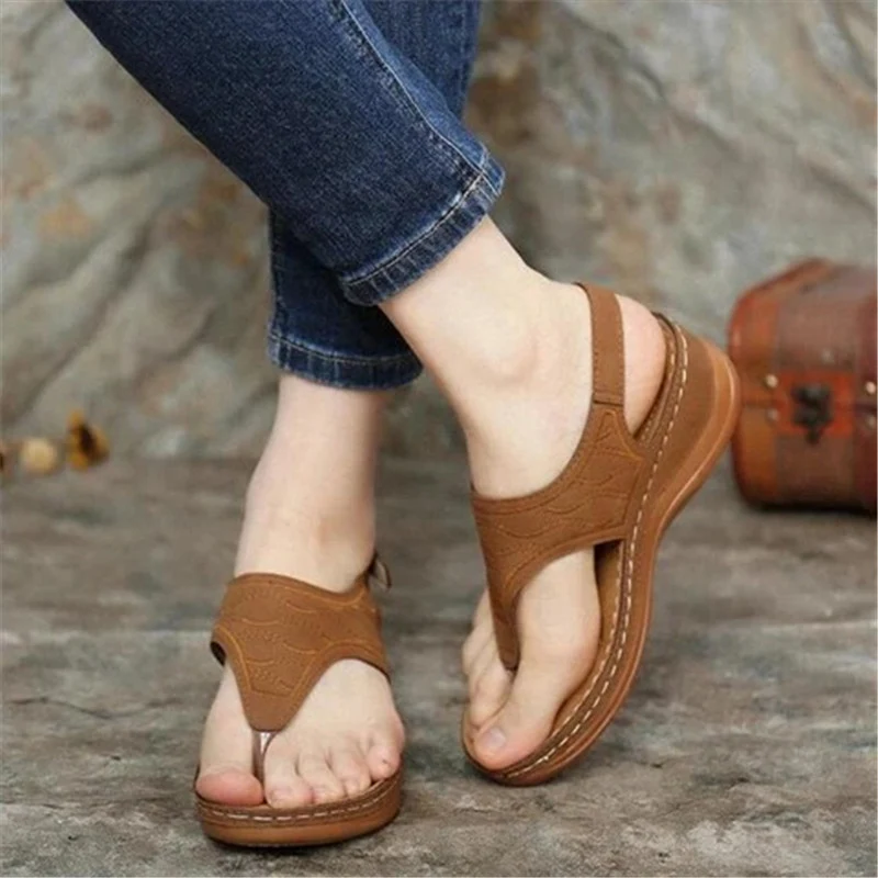 Electric embroidery flip-flops, personalized for unique comfort and style. Enjoy fashion and comfort with every step you — photo 2
