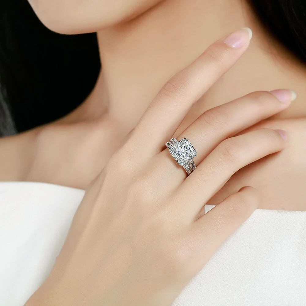 Anel feminino elegante e simples, ideal para uso diário. Desfrute de um design atemporal e sofisticado. Perfeito para qualquer ocasião. — foto 8