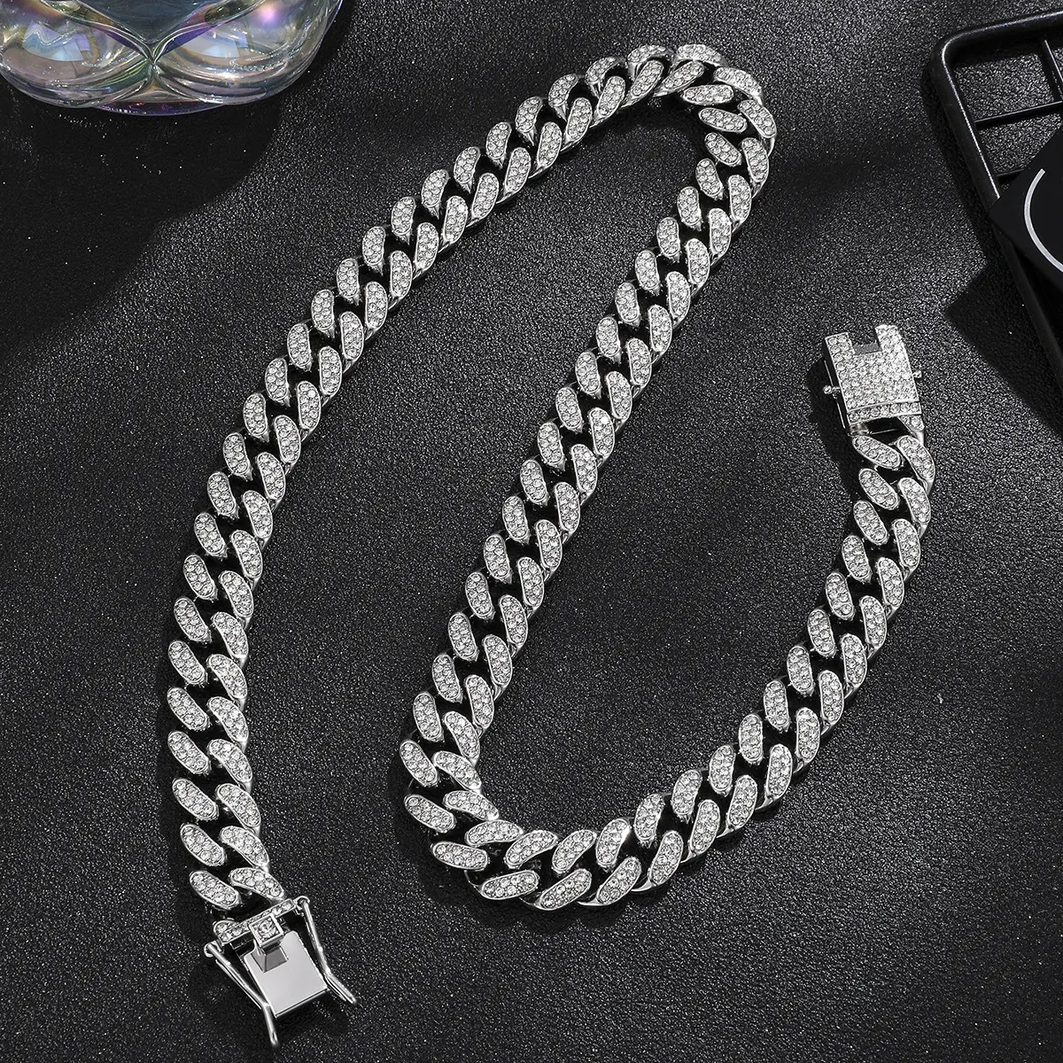Colar Chunky Hip Hop Masculino com Diamantes, Estilo Ousado e Brilhante, Perfeito para Festas e Eventos, Joia Masculina Elegante — foto 13