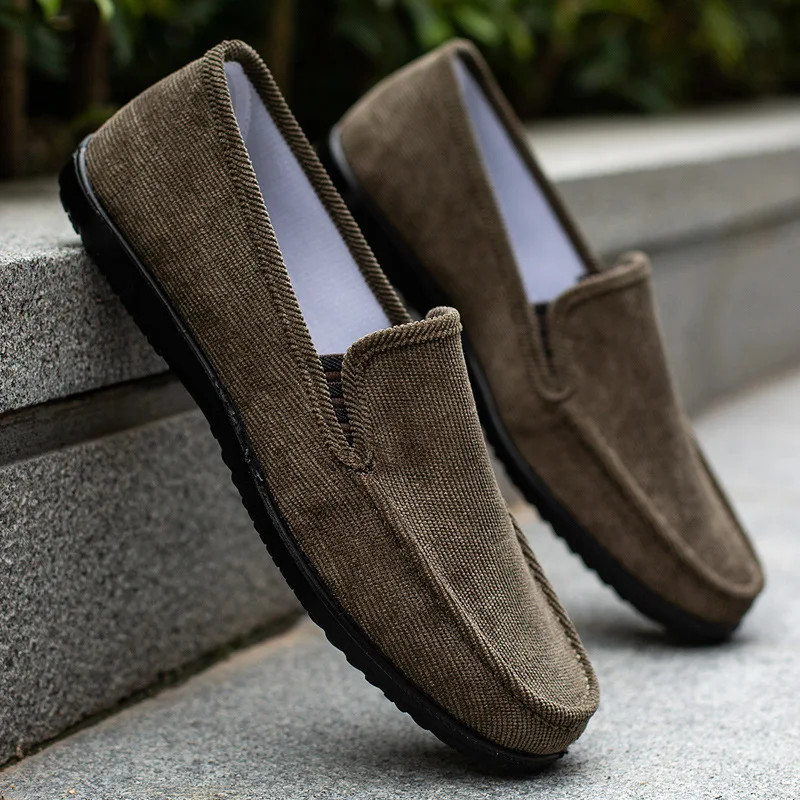 Men's Soft Sole Breathable Casual Shoes offer ultimate comfort and breathability. Perfect for everyday wear, these shoes — photo 5