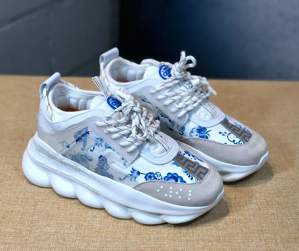 Casual heren- en partnerschoenen met hoogteverhoging. Verhoog je lengte subtiel en geniet van comfortabele en modieuze schoenen voor dagelijks gebruik. — foto 1